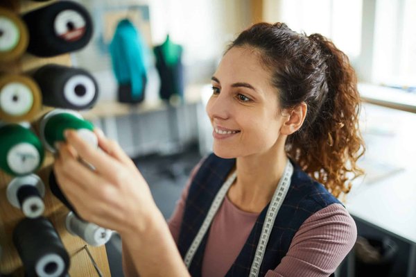 Guide pour communiquer efficacement avec votre couturière et obtenir les résultats souhaités